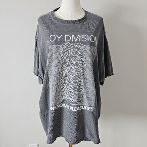 Joy Division XL Unknown Pleasures Graphic Tee Urban Outfitters